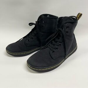 Dr Martens 6 Shoreditch Sneakers boots 0027 black canvas high top dark academia